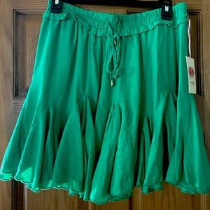 Boutique Green Skirt/Skort